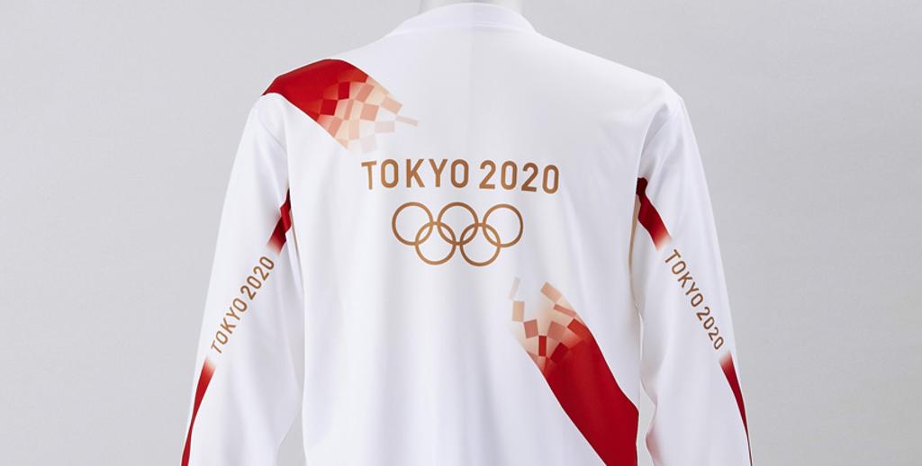 圖為東京奧運會聖火傳遞制服背部設計。圖：新華社（東京奧組委提供）