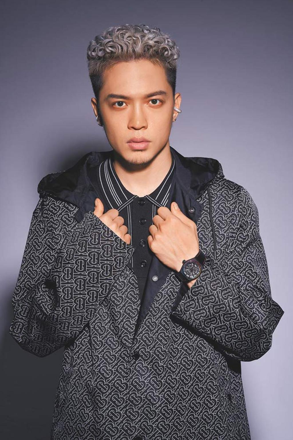 Shon Js J.Sheon反骨潮男戴真力時腕表 展沉穩 - 樂活 - 工商時報
