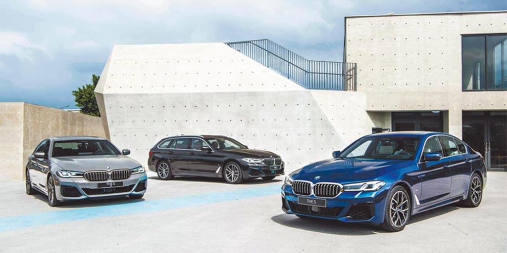 歷經7代傳承，BMW 5系列屢屢以創新改寫全球車壇中大型豪華房車定義。圖／汎德提供