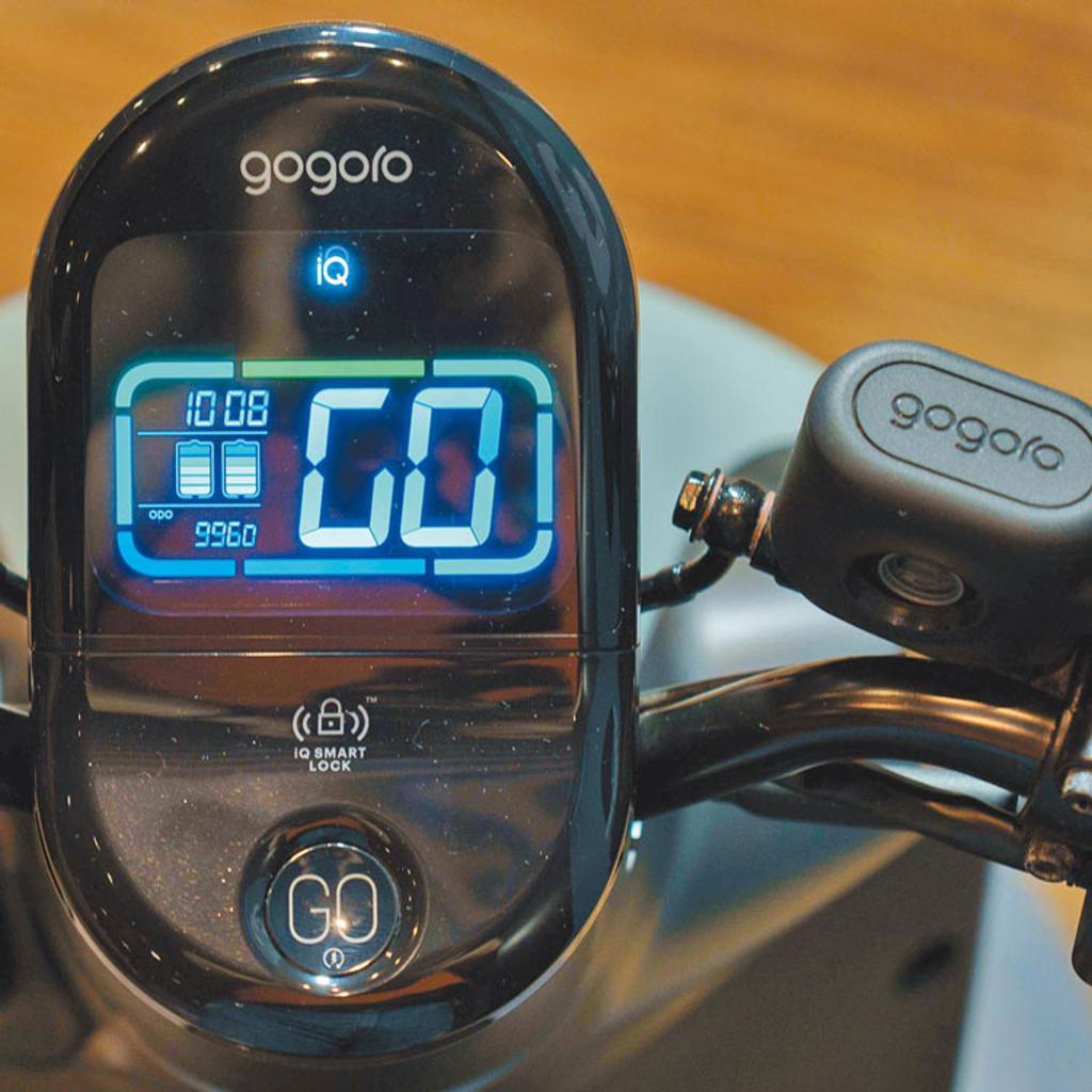 Gogoro 2、Gogoro 3新車款採用彩色儀表板。圖／Gogoro提供