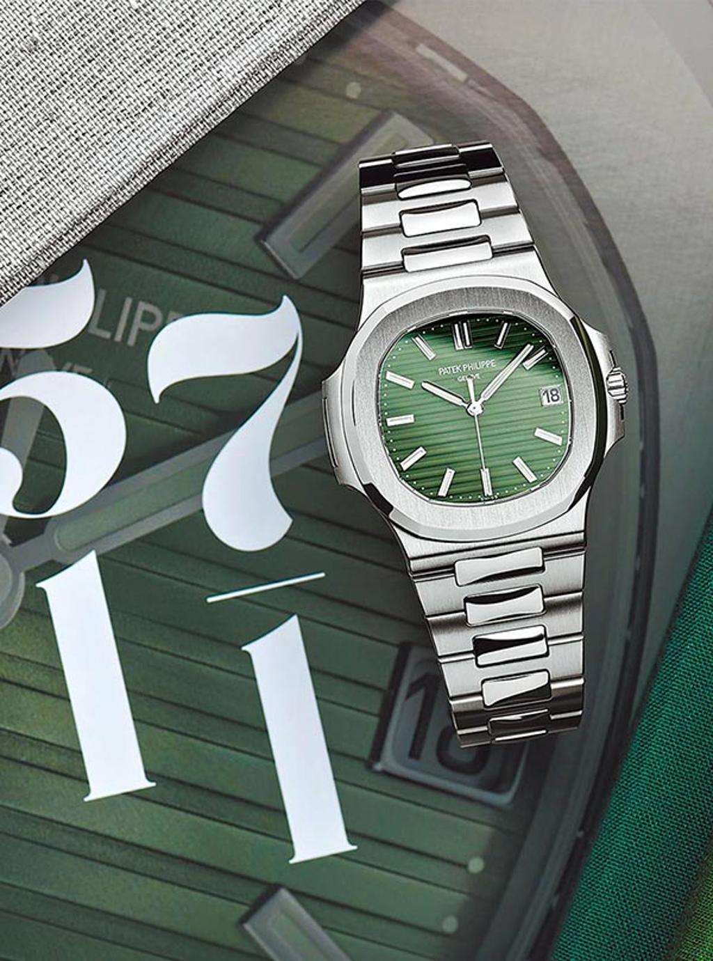 百達翡麗在表展端出金鷹Nautilus系列Ref.5711/1A腕表，而且是熱門的橄欖綠表盤，引領今年的「綠面時尚」。圖／Patek Philippe 提供