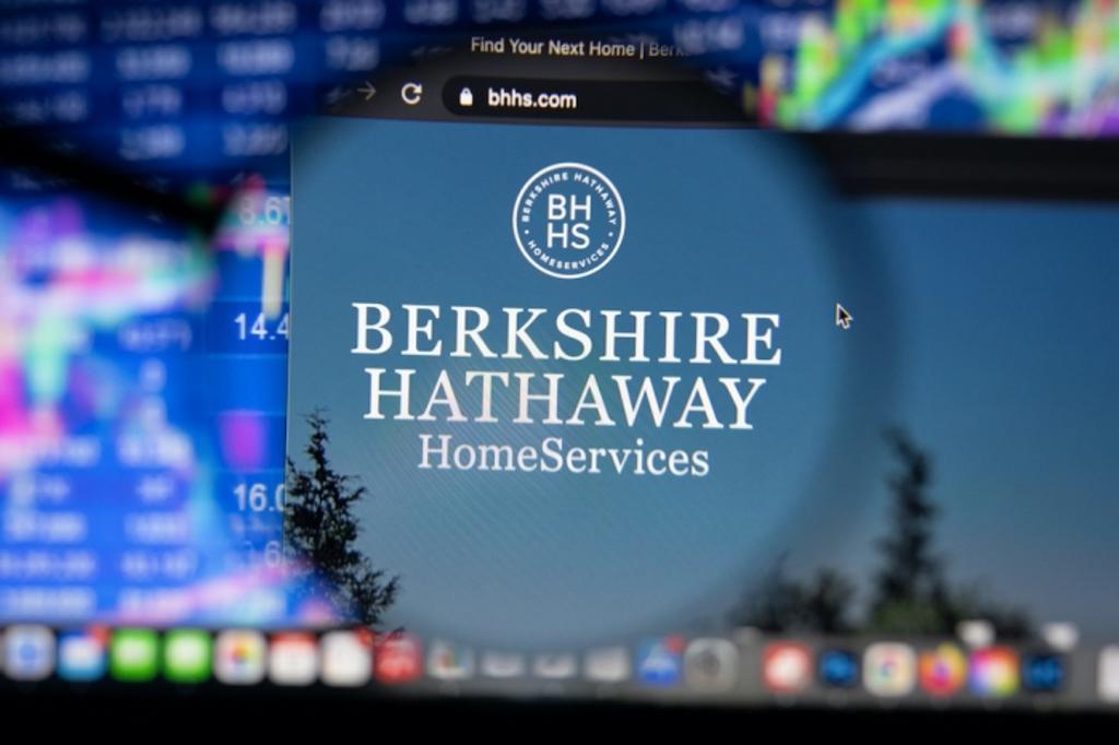  波克夏·海瑟威（Berkshire Hathaway）——總部位於美國內布拉斯加州的跨國多元控股公司。 