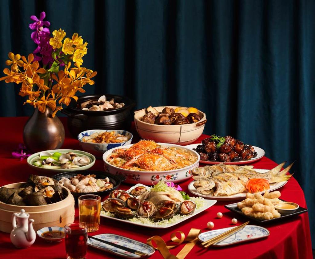 屢受經濟部認證年度台菜的「真珠台灣佳味」10人桌菜套餐。