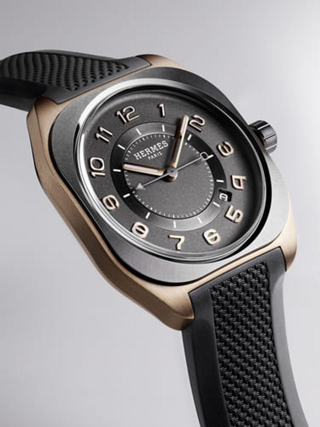 Hermès H08腕錶呼應品牌的男性世界，因為玫瑰金的全新款式加入，更加豐富Hermès H08腕錶系列。 圖／愛馬仕提供
