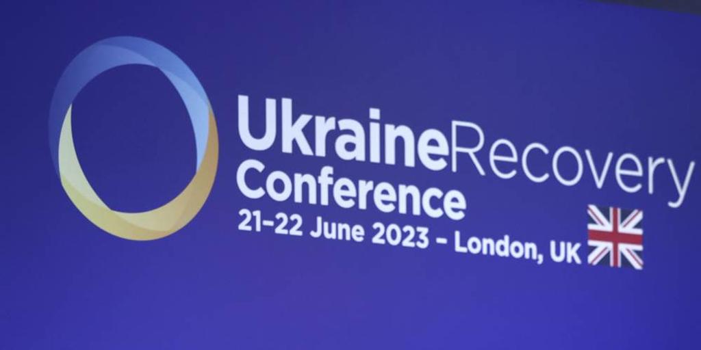 6月下旬舉行的「烏克蘭重建會議」吸引眾多國家與企業參與，承諾高達6OO億美元援助資金。圖／美聯社