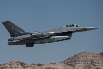 緊張了？美F16擊落北約盟國土耳其武裝無人機 