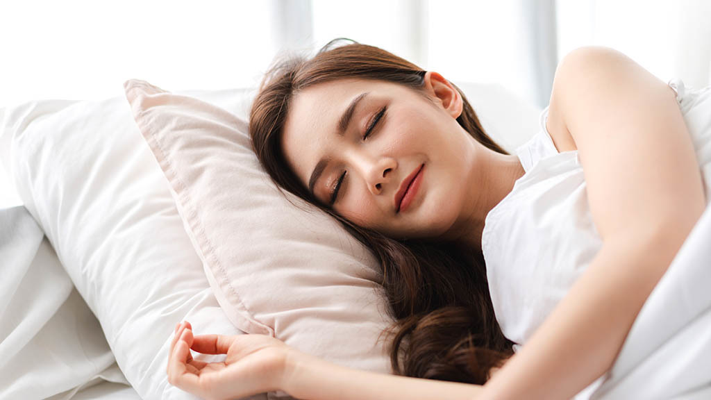 良好的睡眠品質不僅能充實精神，也可以提高使免疫力，每天好好睡覺是健康的泉源。圖／freepik