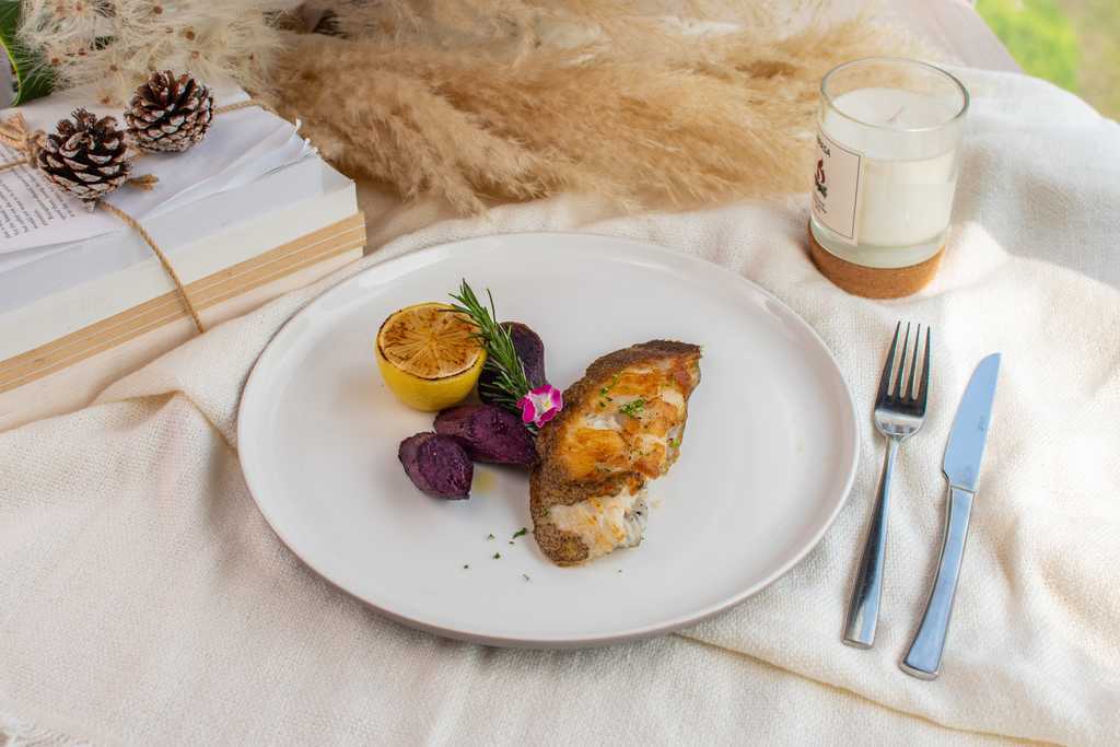冬季預計推出「格陵蘭扁鱈」，細緻魚肉、豐富營養，室和樂齡族群享用。(圖-將捷金鬱金香酒店提供