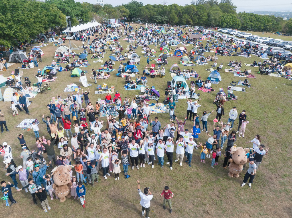 凱銳汽車用心規劃舞台與草原區的節目不間斷,當日現場有超過3,000多人