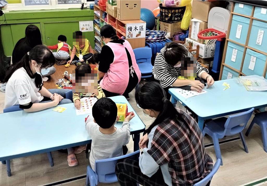 新北市教育局表示，延長照顧提供幼兒一個舒適、熟悉且安全的場域。（新北市教育局提供）