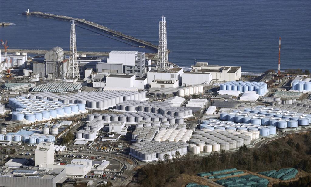 日本福島核電站7日爆出核污染水洩露事故，大陸駐日使館8日表示，日本政府監督措施不實不力，更凸顯國際社會監督必要性。（美聯社）