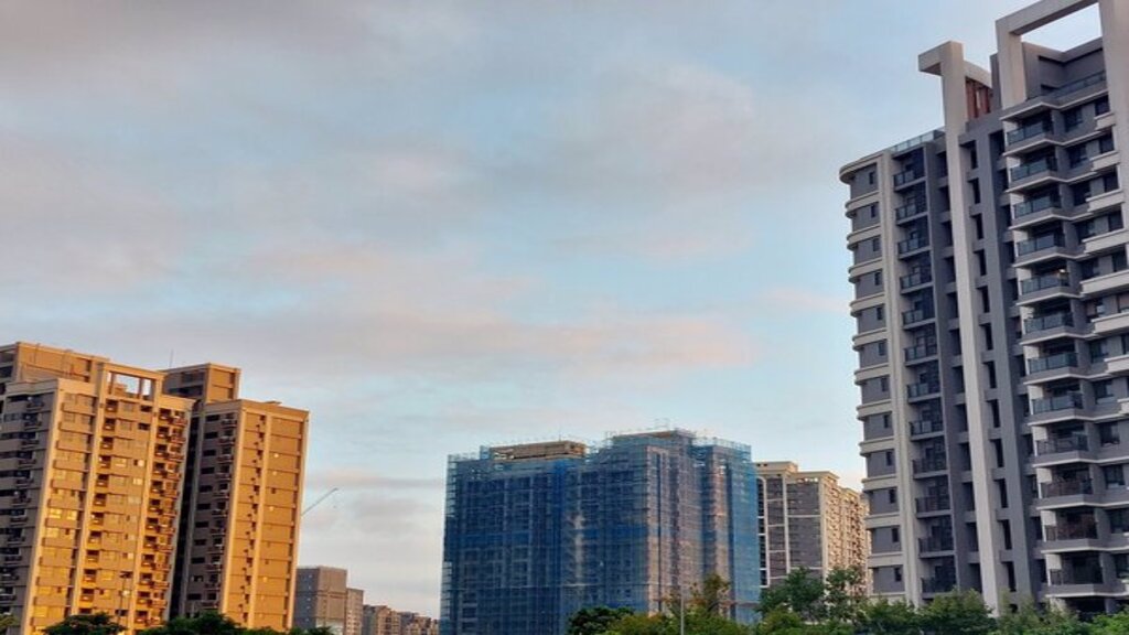 青埔、林口兩處近年房市火熱，吸引不少人口移入。示意圖／好房網News記者林和謙攝<br/><br/>