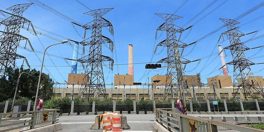 受惠AI資料中心用電需求及美啟動降息 基建、公用事業股 電力強