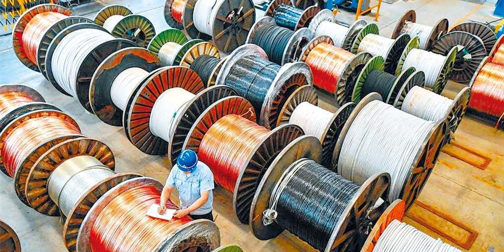 AI算力狂潮點燃「銅荒」！巴克萊：全球進入新一輪商品超級週期