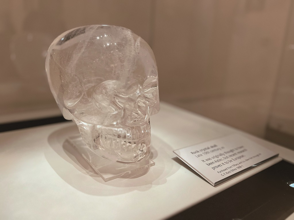 大英博物館也有假貨？傳說中的水晶骷髏頭- 書房- 工商時報