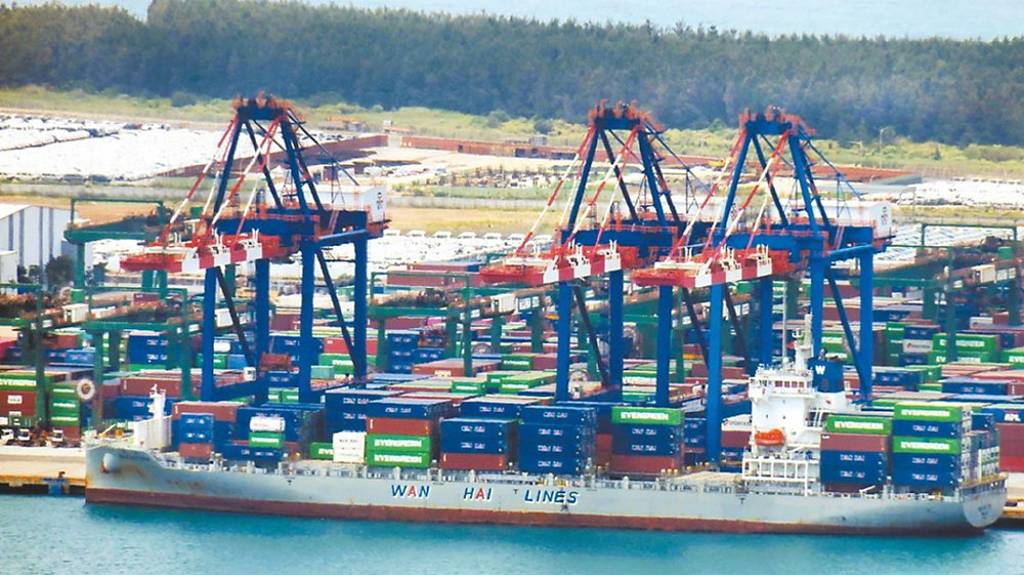 關稅風暴下 Q1經濟成績單揭曉 台狂搶出口，GDP年增5.37%