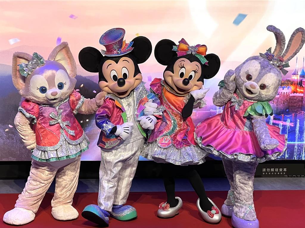 香港迪士尼慶20周年攜手北捷中山站設佈景、彩繪列車加碼抽門票！ - 生活- 工商時報