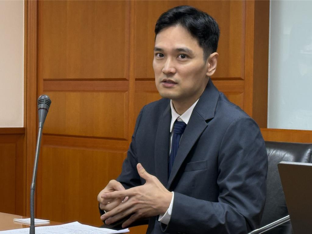 新紡股東會 董事長吳昕恩：北士科土地只租不賣