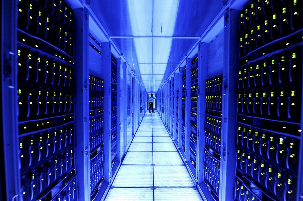 外資按讚 緯穎、富世達喊衝