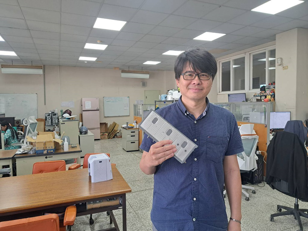 興大水電專利研發 透過動力電池回收與再生水廠優化強化減碳效益
