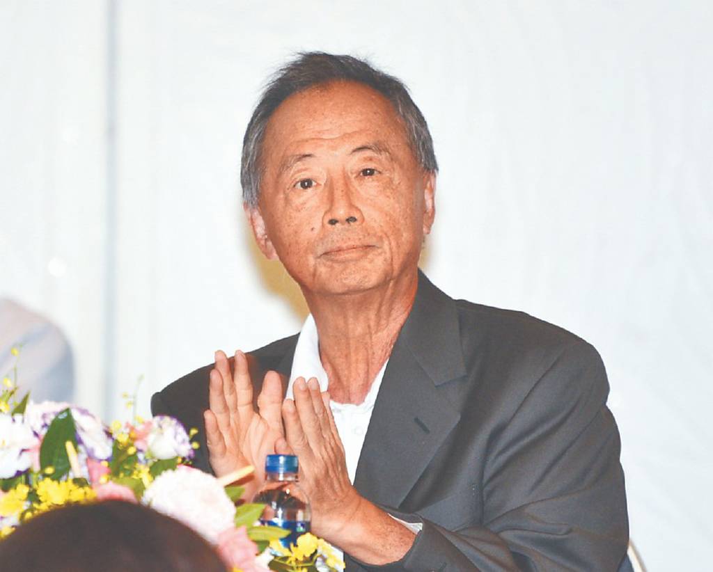 陳文琦 續任威盛董座