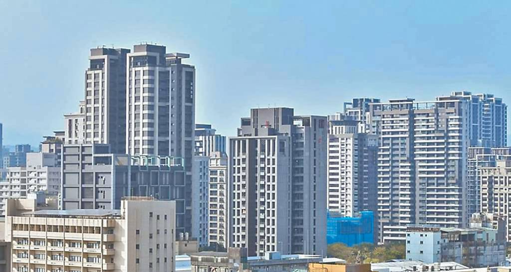 4建商 躋身百億營收俱樂部