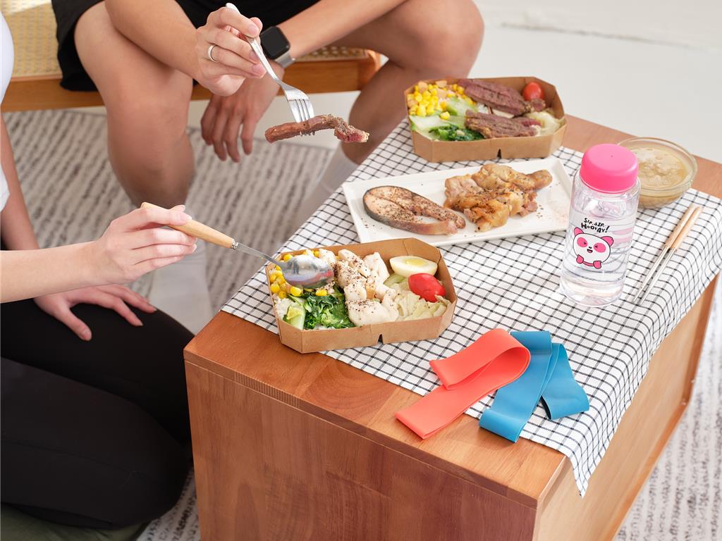 向飲控族下戰帖！foodpanda 攜手 Cofit 營養師平台推出「夏日輕盈專區」挑戰賽