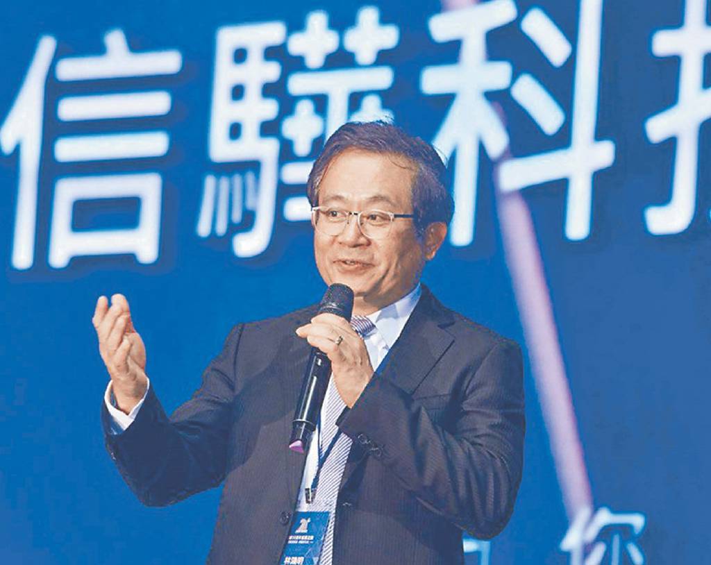 信驊：AI巨頭2至3年分勝負