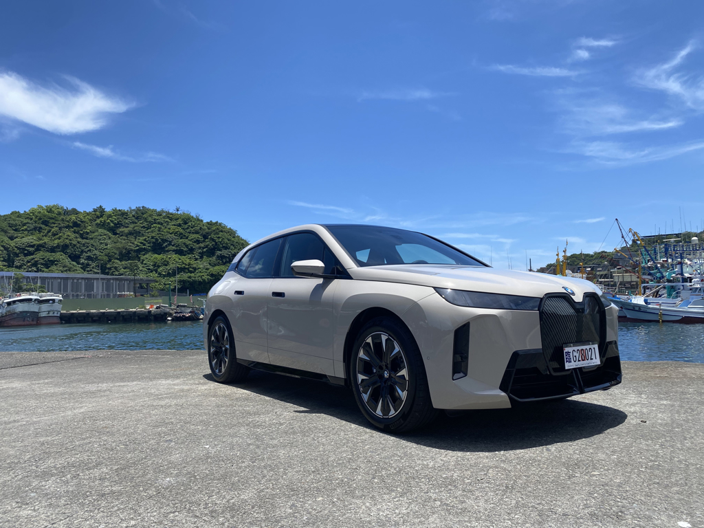 試車報告》豪氣更增  強大續航力          BMW全新iX xDrive45 M Sport