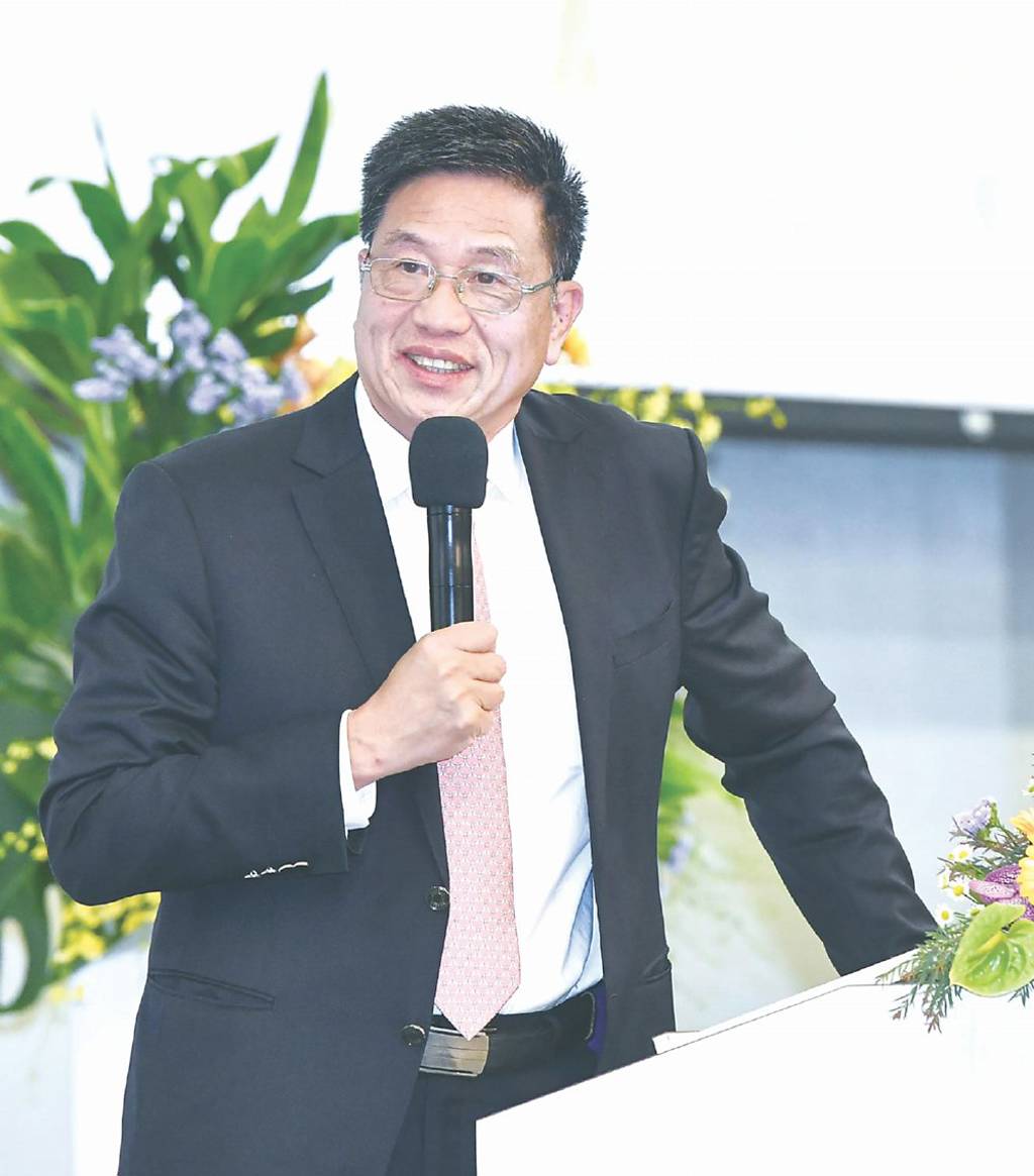 一個人走得快 一群人才能走得遠