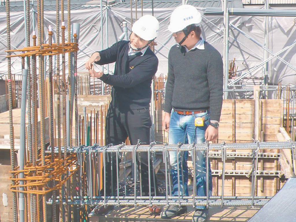戴雲發Alfa Safe團隊推動建築安全20年堅持，讓看不見的建築安全被看見。圖／Alfa Safe提供