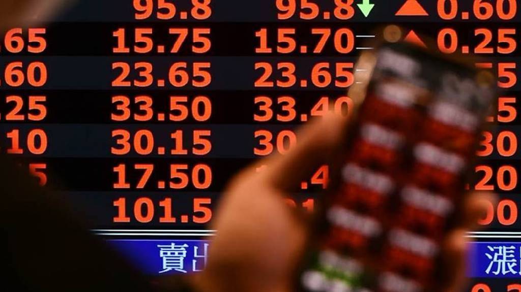 台股驚驚漲 主動式ETF績昂