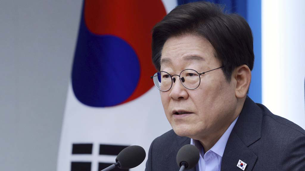 川普宣布對韓關稅降至15％ 李在明回應了
