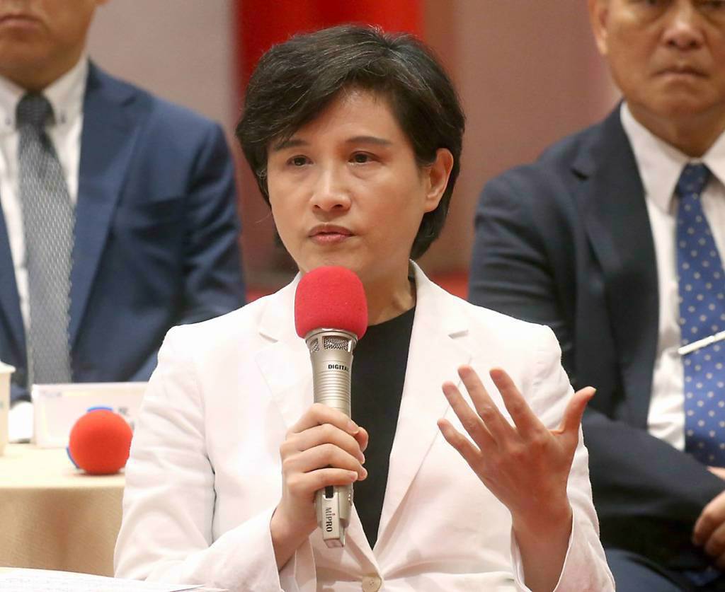 關稅談判》投資金額未定 鄭麗君曝「不能講太多」苦衷：設線上專區釋疑