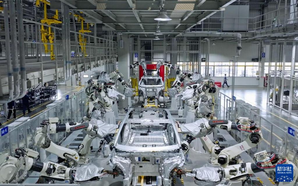 中國汽車業衝刺！2025年銷量劍指3,230萬輛 2大動能成關鍵
