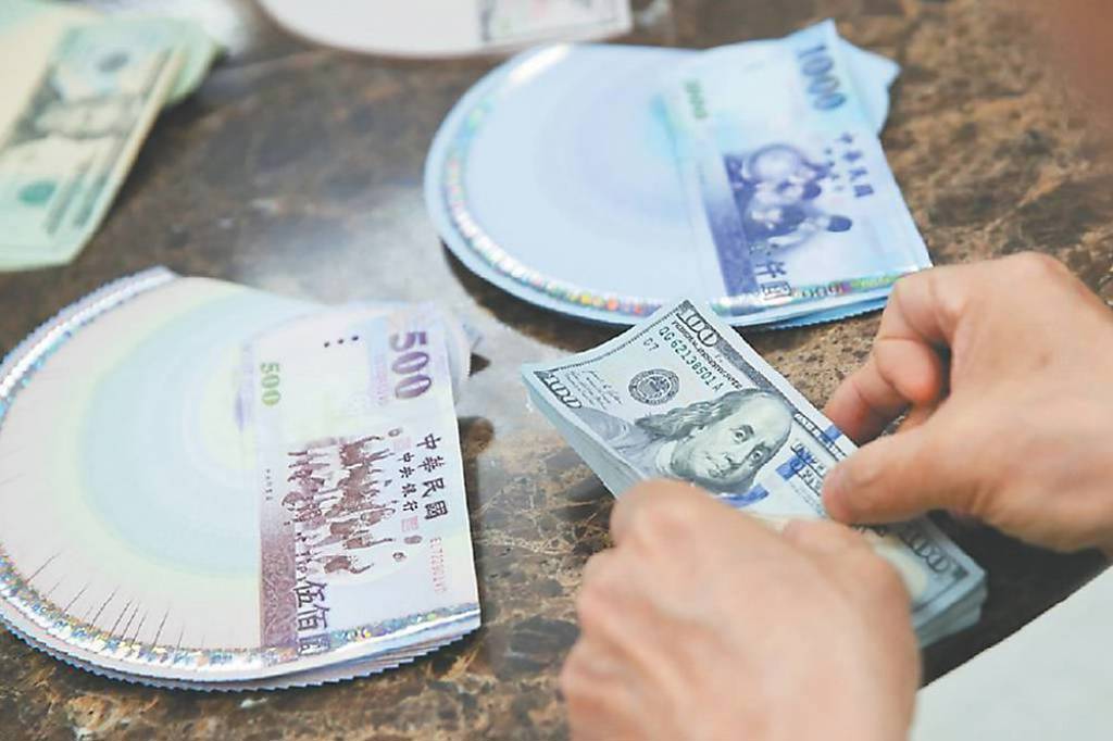 台股回神 保險業7月賺230億