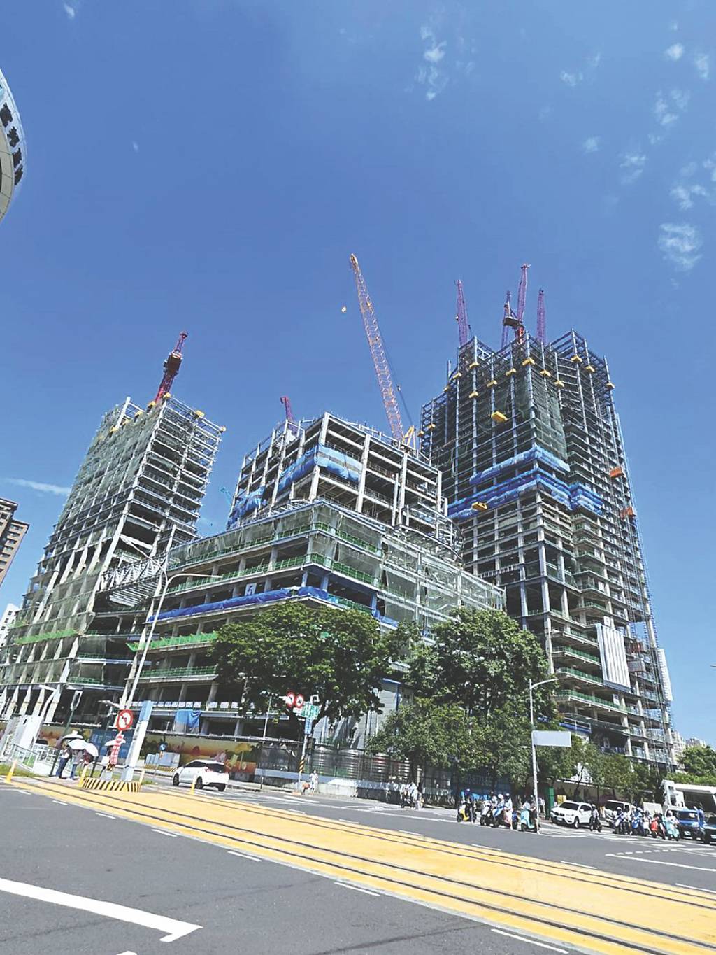 高雄房市 農16特區中古屋 房價穩定有撐