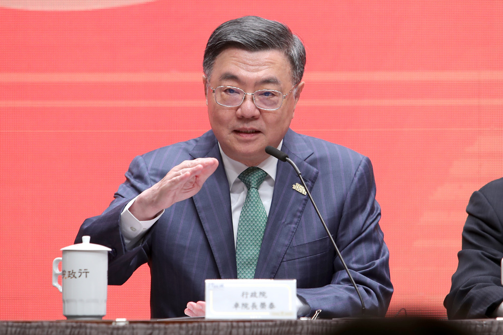 卓榮泰：開學月6大禮包 讓青年勇敢追夢
