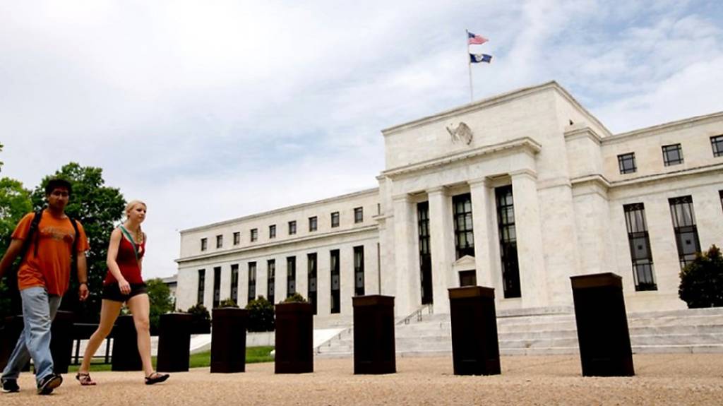 Fed官員不同調:沃勒挺「風險管理」降息、傑佛森籲謹慎