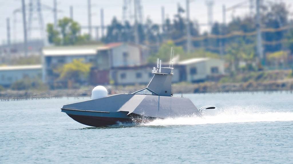 國防部釋大單!軍工股齊飛天 這檔無人艇抗跌飆漲停