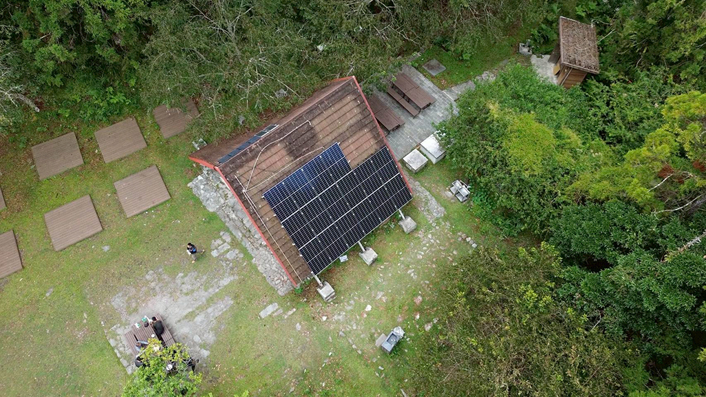 瓦拉米山屋能源升級 東電綠能打造高山永續電力典範
