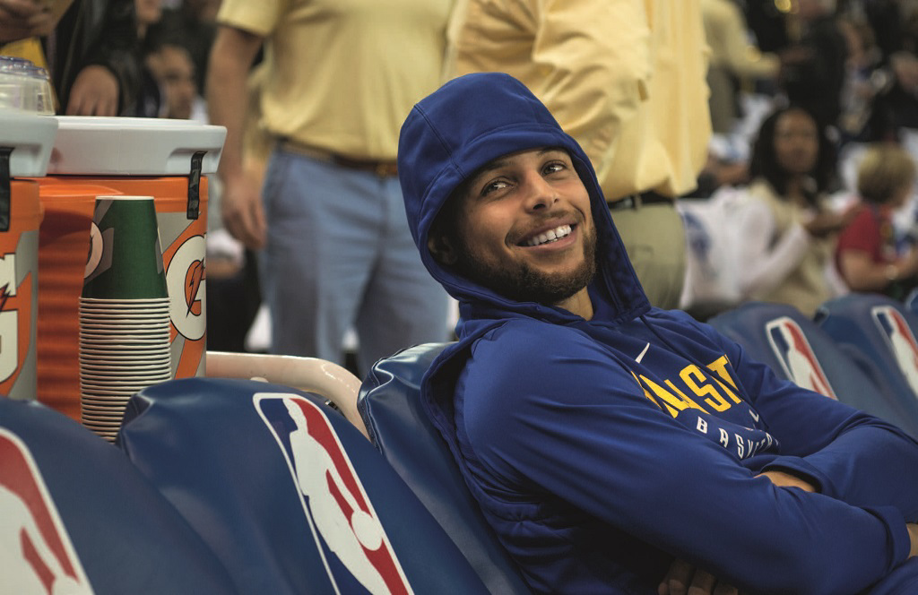 NBA最會投三分的人 柯瑞親筆回顧成長與領導之路