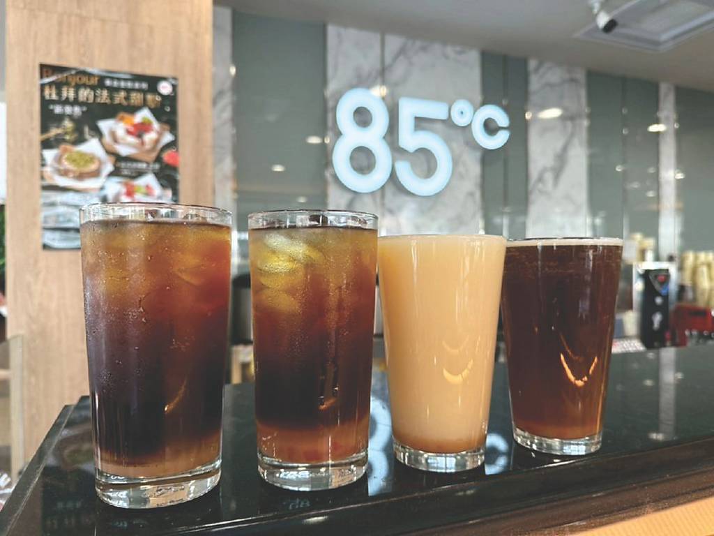 85°C蜜桃系列飲品 登場