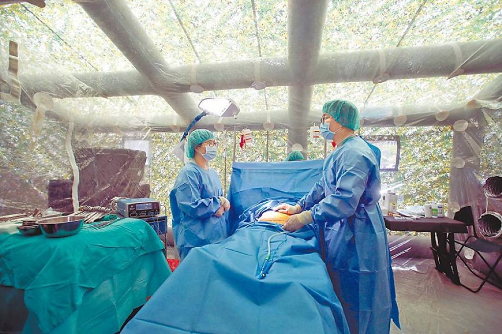 預留足夠醫療險 養老無後顧之憂