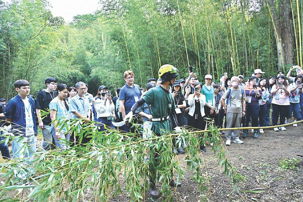 中華電信 全面驅動零碳新賽道