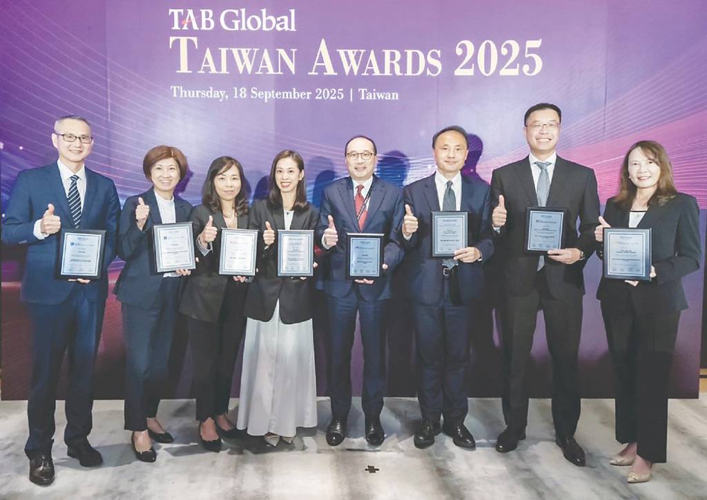 中信銀橫掃十四獎 刷新《The Asian Banker》得獎紀錄 稱霸金融業