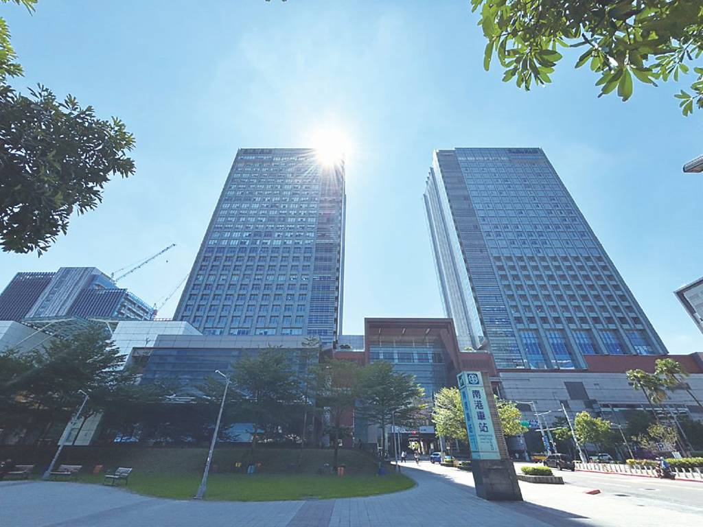 台北房市 四鐵共構 南港站前商圈崛起