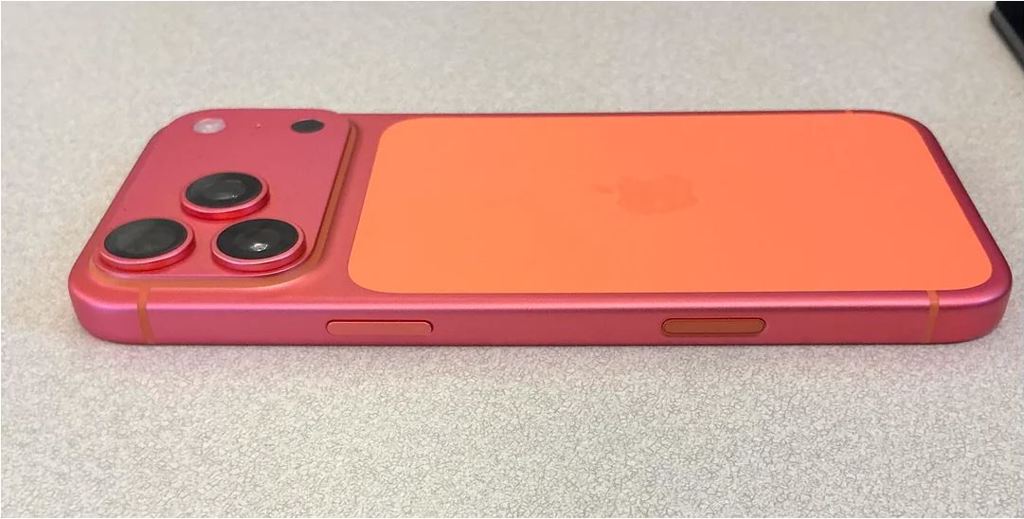 iPhone 17 Pro傳變色災情!橘色機身染粉紅 兇手竟是「它」