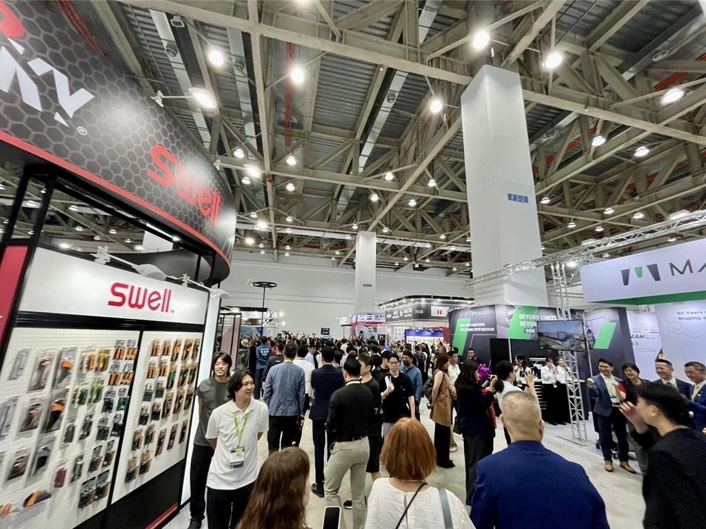 台中會展中心首展吸引上萬買主 帶動旅宿餐飲業3倍商機