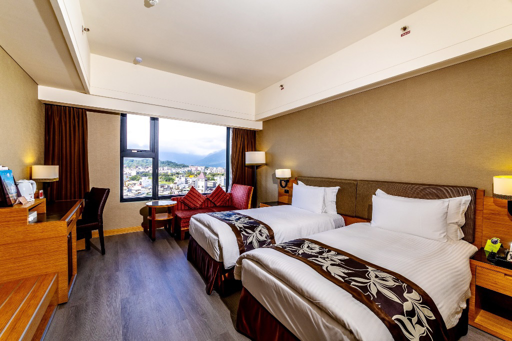 福容花蓮 15週年慶「一起五夠嗨」